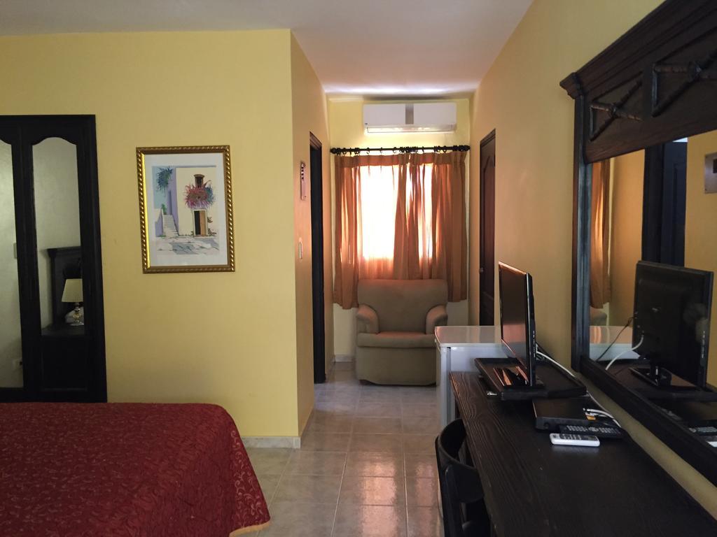 Hotel Las Caobas سان فرانسيسكو دي ماكوريس المظهر الخارجي الصورة